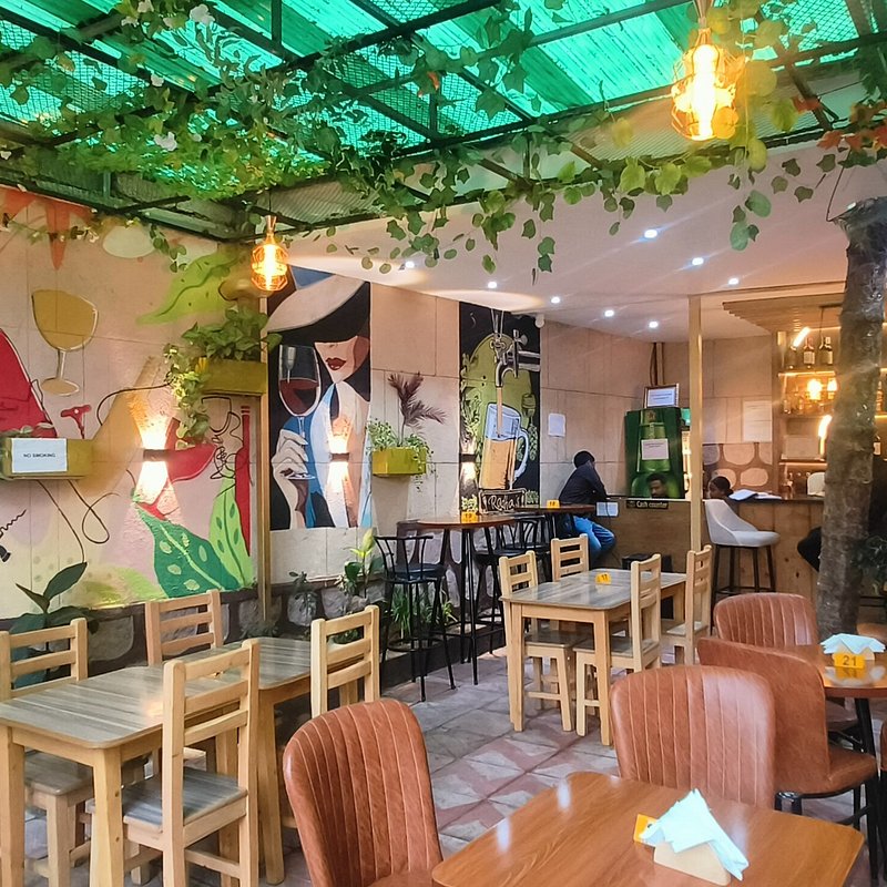 Garden & Bar